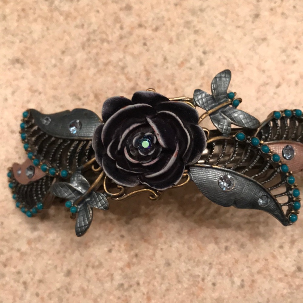 Beautiful butterfly and flower hair clip